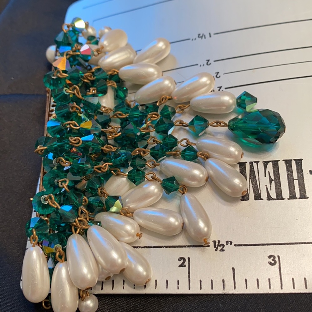 Fabulous AB crystals/faux pearls on chains/ brooch - Picture 9 of 9